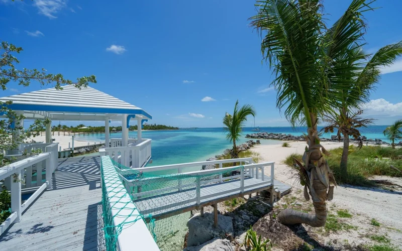 Sea Glass Found - Abaco - Man-O-War Cay (41)